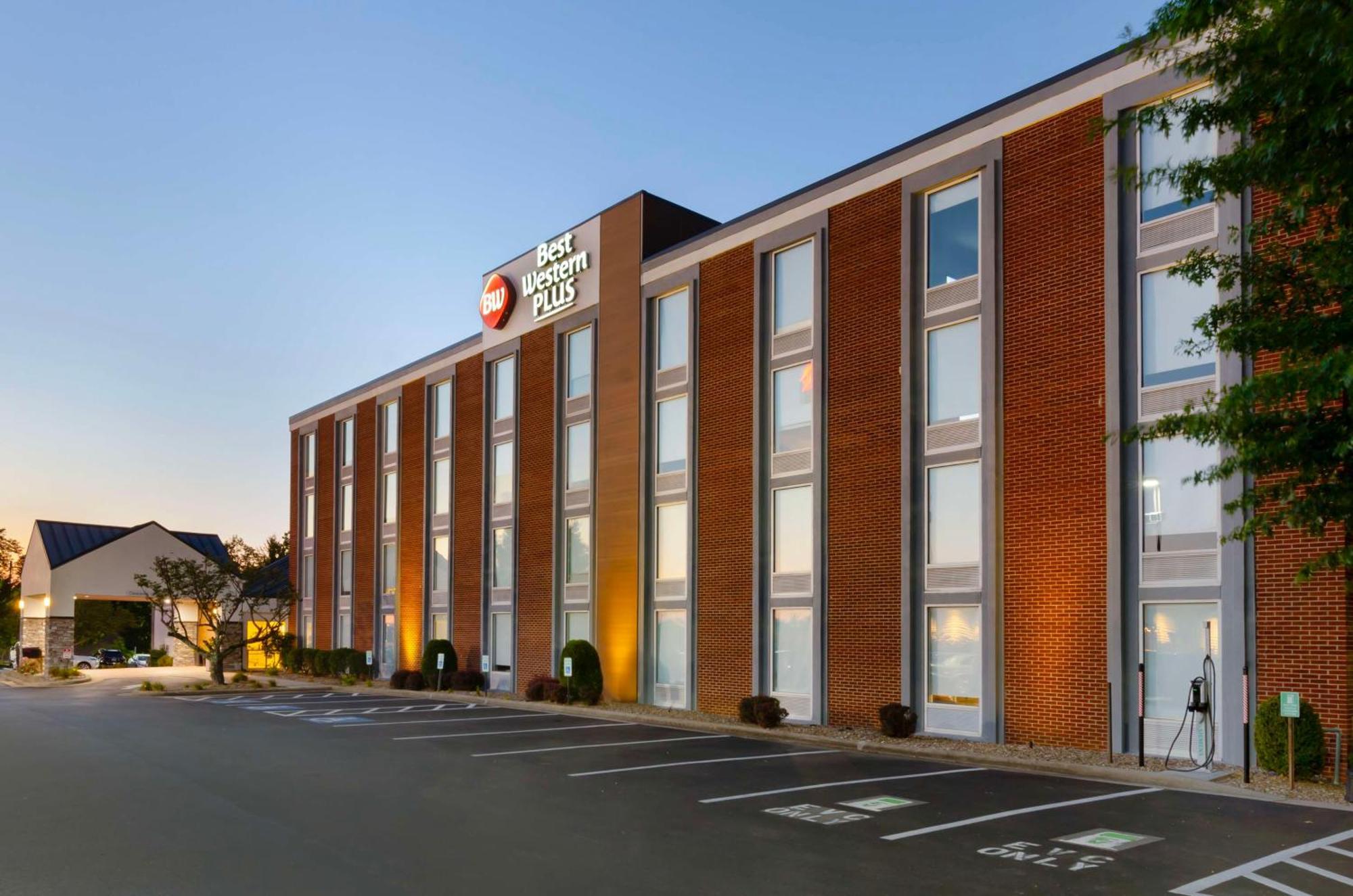 Best Western Plus Beckley Inn Экстерьер фото