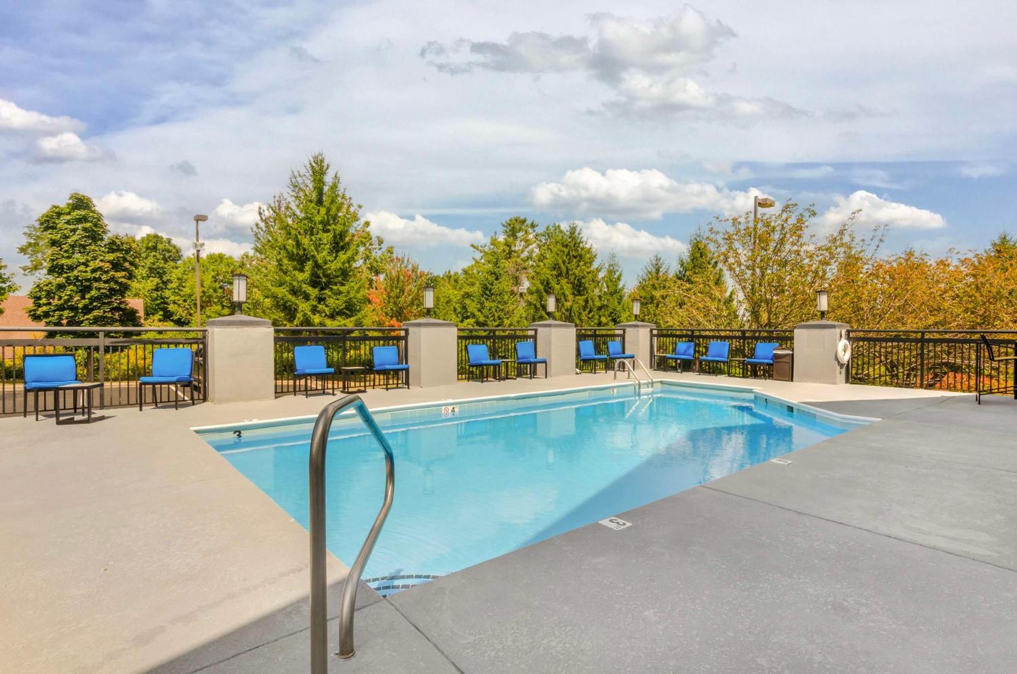 Best Western Plus Beckley Inn Экстерьер фото